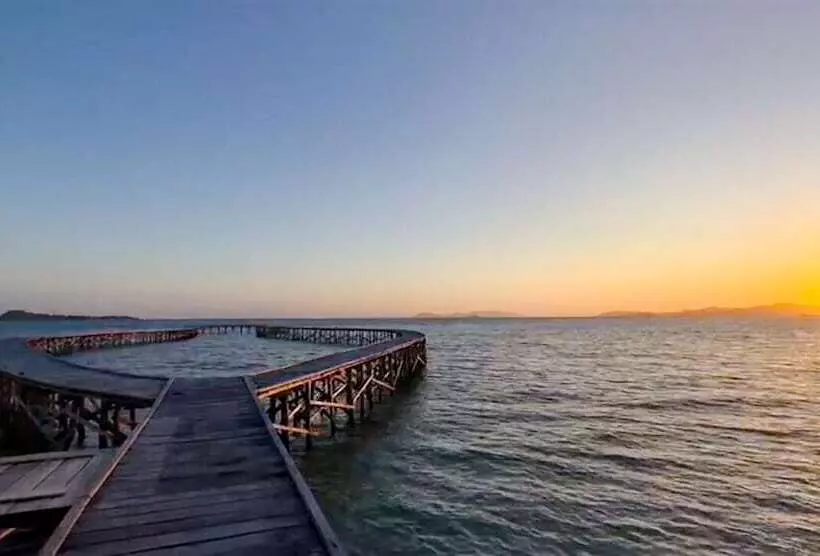 Hotelli Vogelkopf Resort