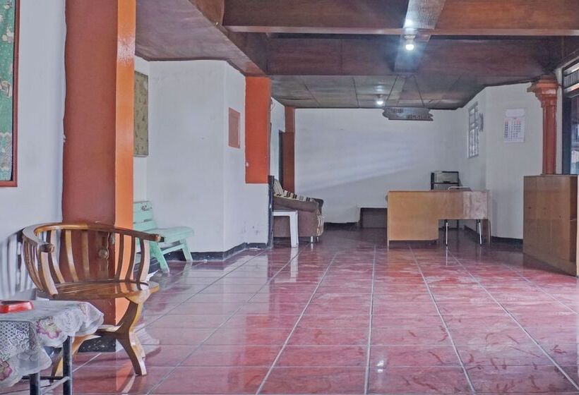 Hôtel Wisma Kencana Indah By Oyo