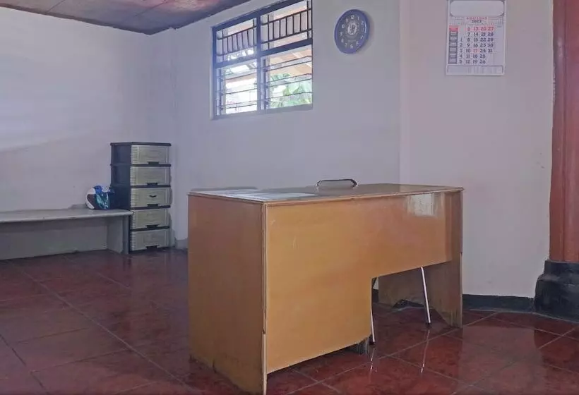 Hotelli Wisma Kencana Indah By Oyo