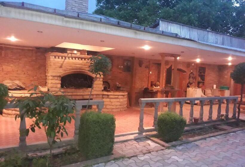 پانسیون Aghveran Eco Guest House