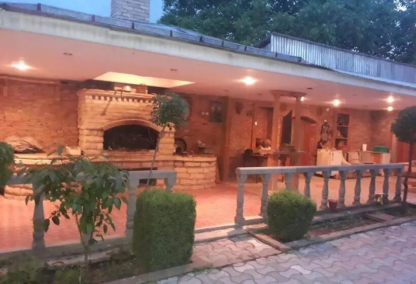 ペンション Aghveran Eco Guest House