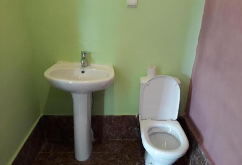 پانسیون Aghveran Eco Guest House