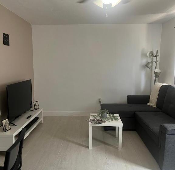 بنسيون Cozy Sunrise Home