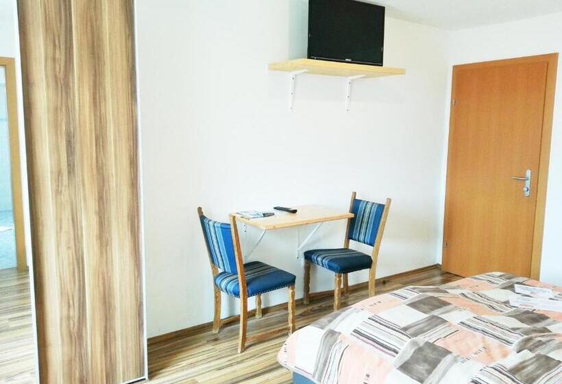 פנסיון Gästehaus Zur Weißen Rose