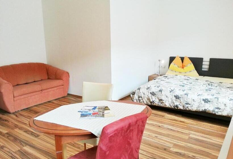 פנסיון Gästehaus Zur Weißen Rose