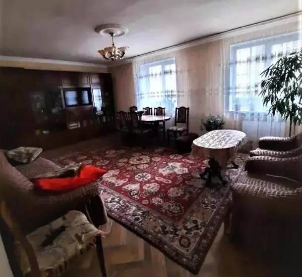 پانسیون Lidia House