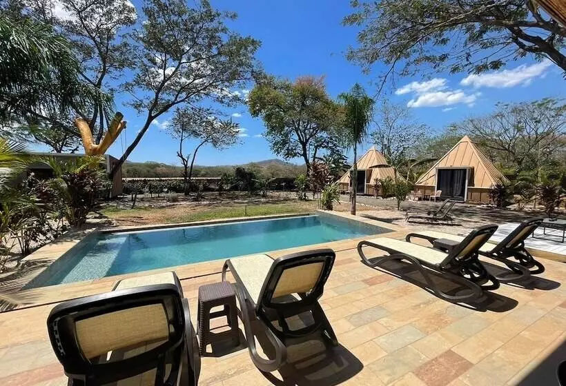 Majatalo Pyramid Lodge Panoramique