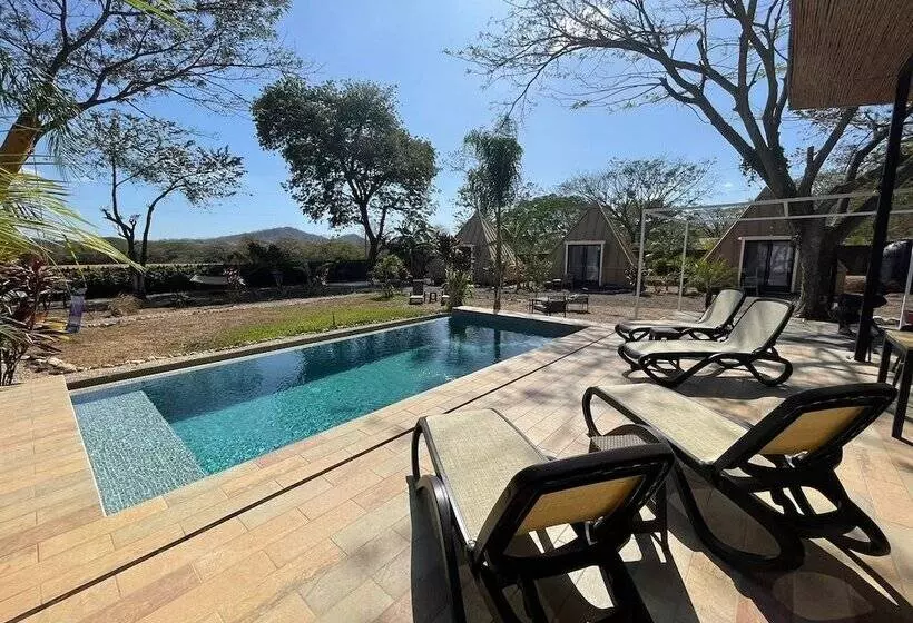 Majatalo Pyramid Lodge Panoramique