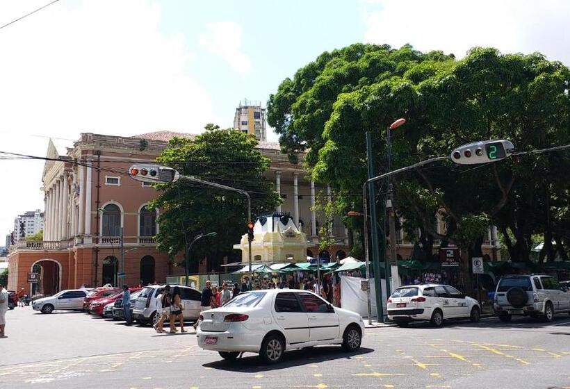 پانسیون Tropical Suítes Próx Praça Da República