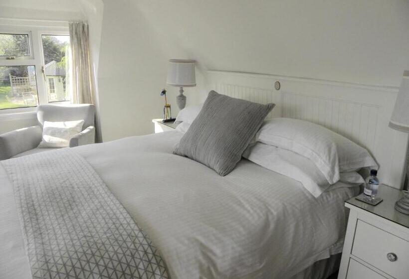 Twiga House Bed And Breakfast