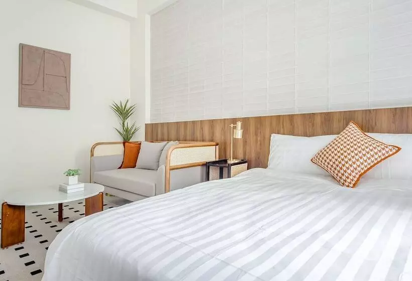 تختخواب و صبحانه H& Choco Style Inn