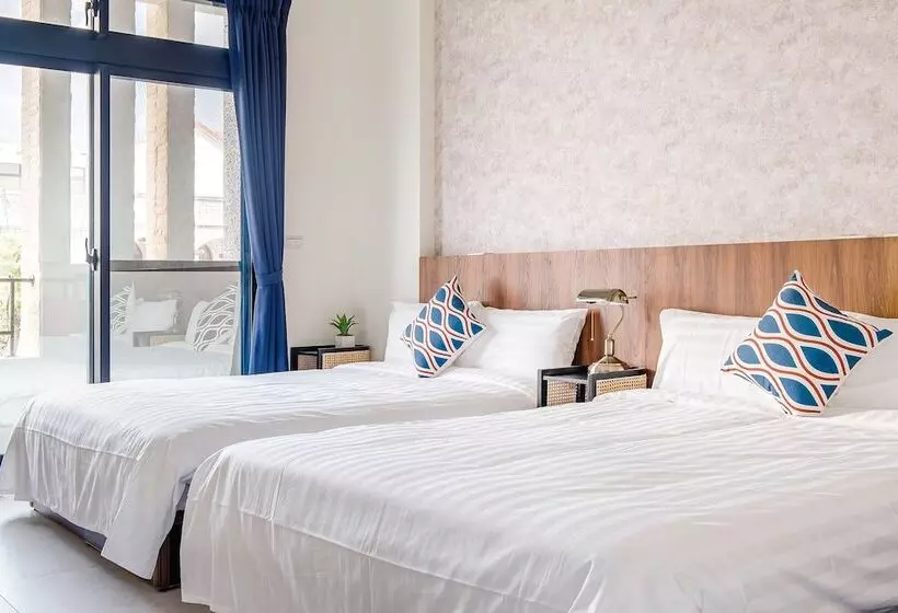 تختخواب و صبحانه H& Choco Style Inn