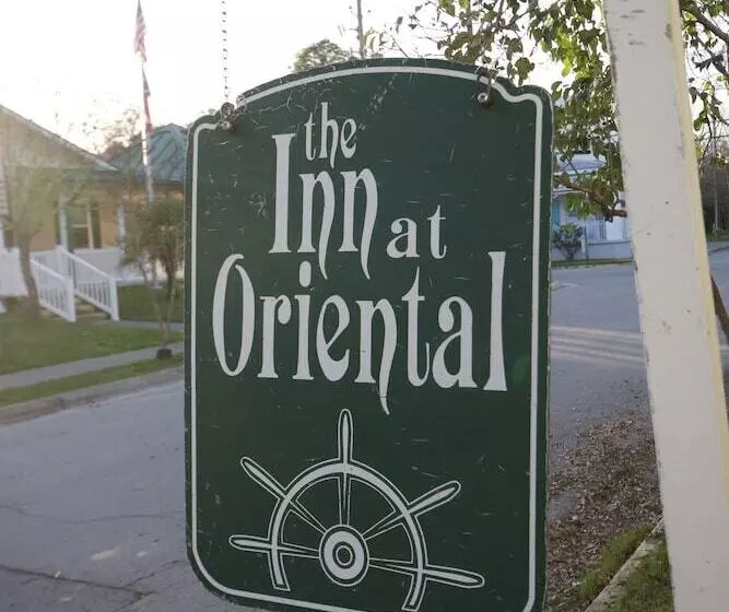 Aamiaismajoitus (B&B) Inn At Oriental