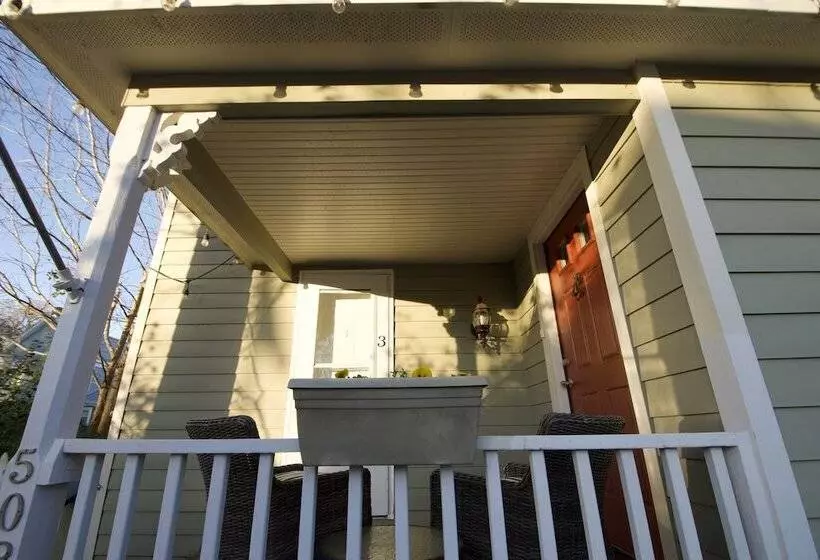 Aamiaismajoitus (B&B) Inn At Oriental