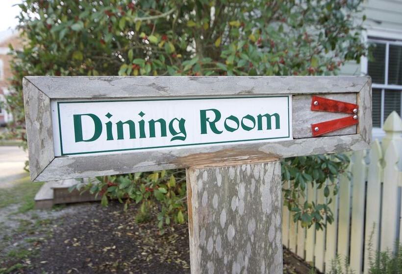 مبيت وإفطار Inn At Oriental