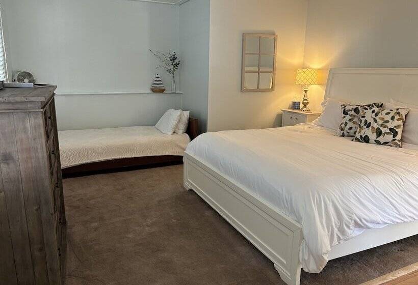 مبيت وإفطار Inn At Oriental