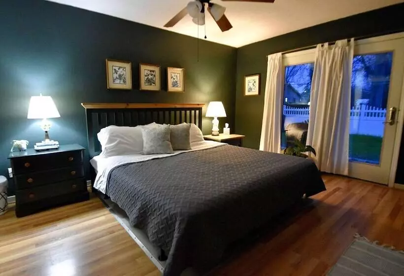 Aamiaismajoitus (B&B) Inn At Oriental