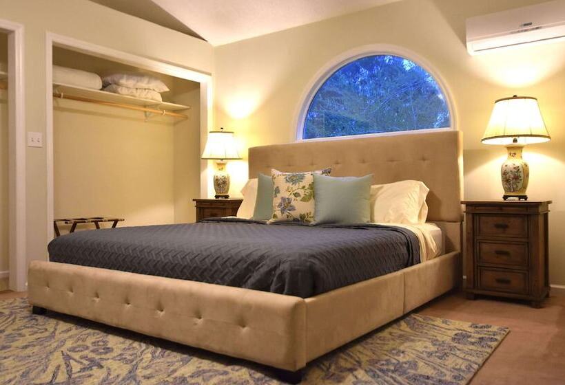 مبيت وإفطار Inn At Oriental