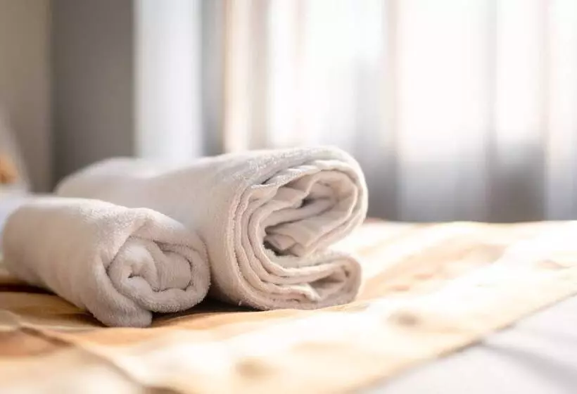 تختخواب و صبحانه Nyadha House