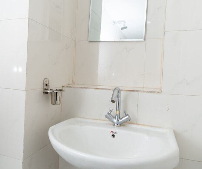 تختخواب و صبحانه Nyadha House