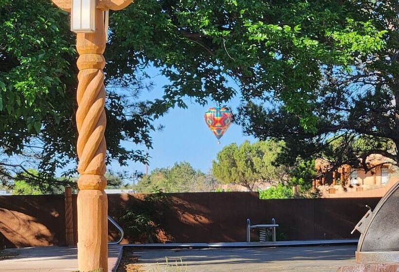 مبيت وإفطار Red Mountain Manor Vineyard And Guesthouse