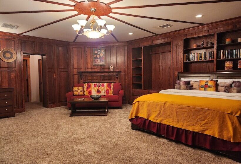 مبيت وإفطار Red Mountain Manor Vineyard And Guesthouse