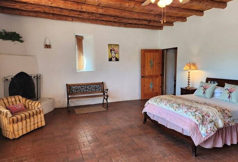 مبيت وإفطار Red Mountain Manor Vineyard And Guesthouse