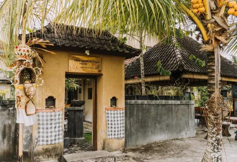 Aamiaismajoitus (B&B) Ubud Shanti Rice Field House By Supala