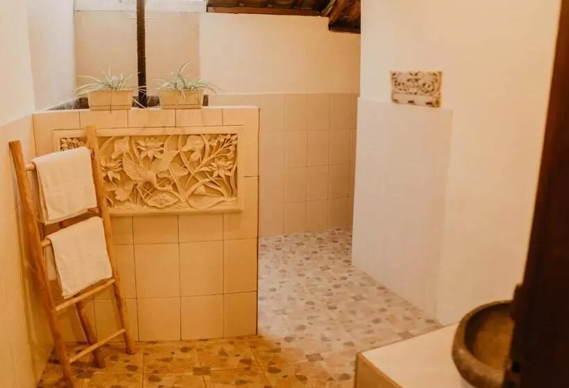 Aamiaismajoitus (B&B) Ubud Shanti Rice Field House By Supala