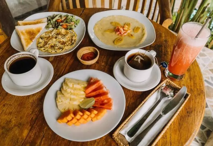 Aamiaismajoitus (B&B) Ubud Shanti Rice Field House By Supala