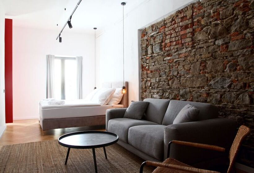 住宿加早餐 Welkam