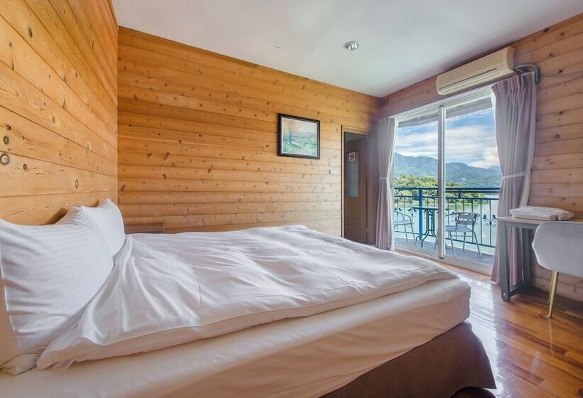 Bishui Shanju Lakeside B&b