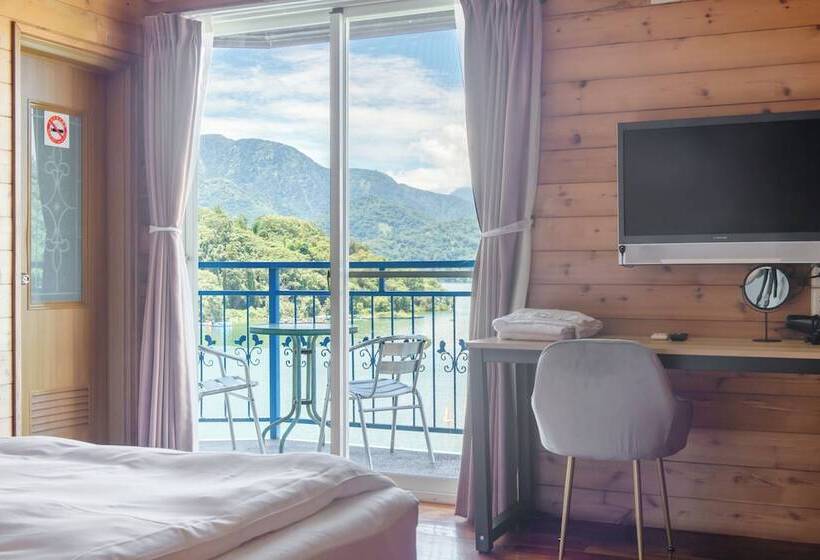 Bishui Shanju Lakeside B&b