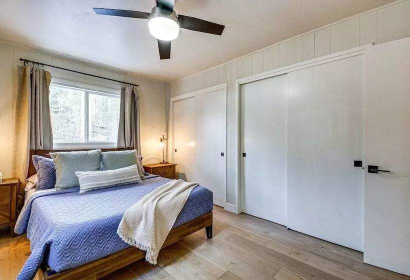 Charming Prescott Cabin: 6 Mi To Downtown!