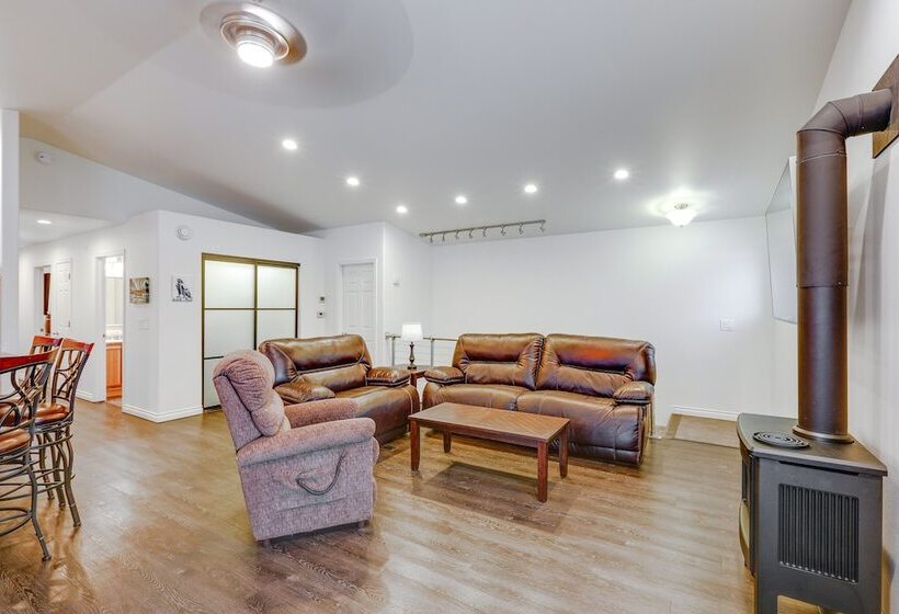 Family Friendly Fairbanks Home: Chena River Access