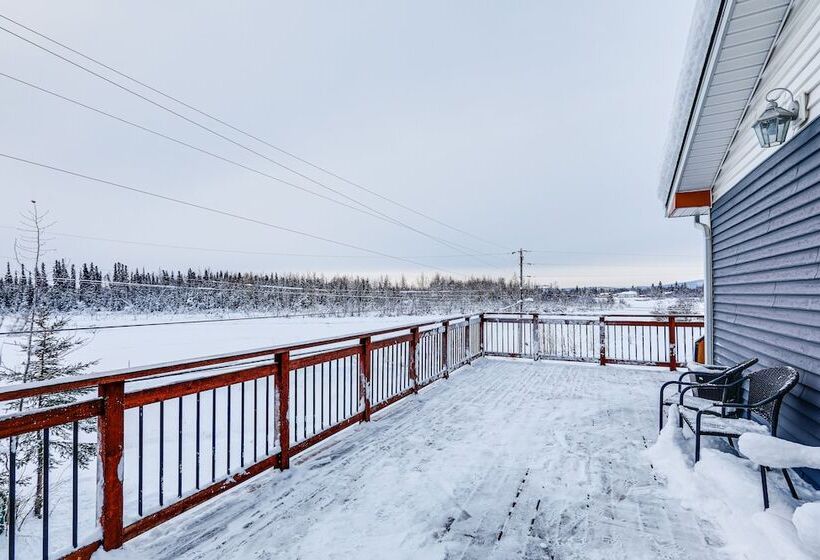 Family Friendly Fairbanks Home: Chena River Access
