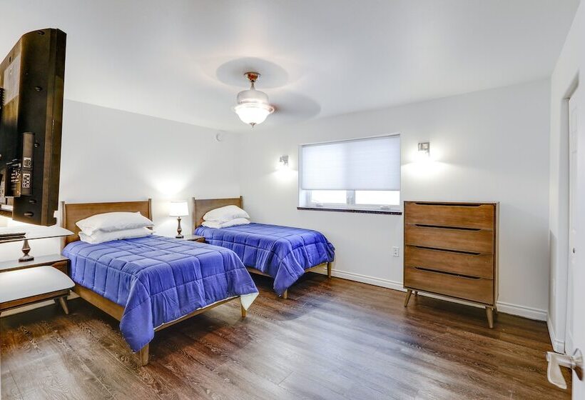 Family Friendly Fairbanks Home: Chena River Access