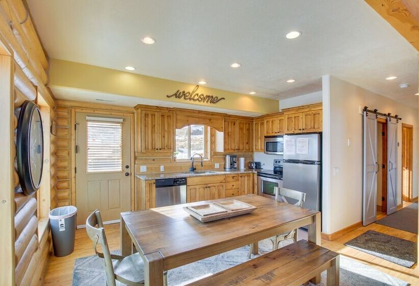 Garden City Cabin ~ 6 Mi To Bear Lake State Park!