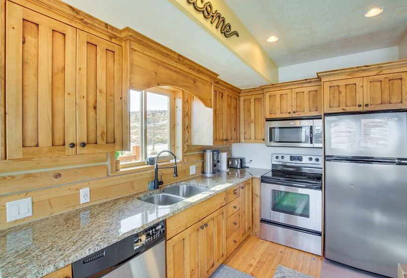 Garden City Cabin ~ 6 Mi To Bear Lake State Park!