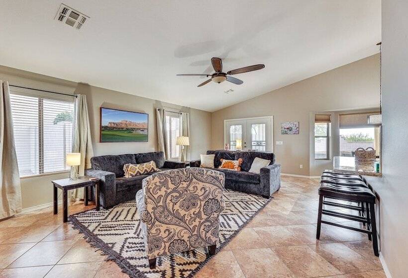 Gold Canyon Vacation Rental: 1 Mi To Golf Course