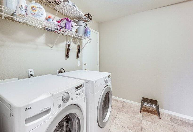 Gold Canyon Vacation Rental: 1 Mi To Golf Course