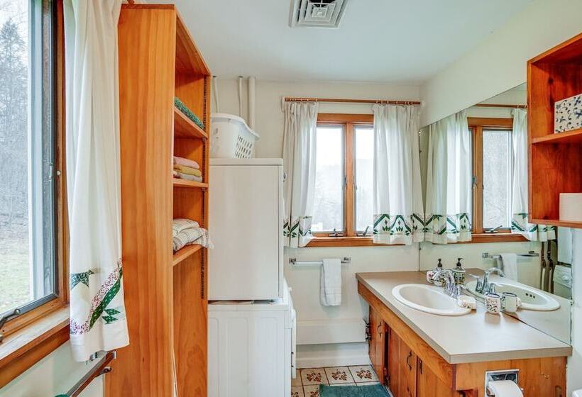 Hawley Home W/ Deck: 4 Mi To Berkshire East Resort