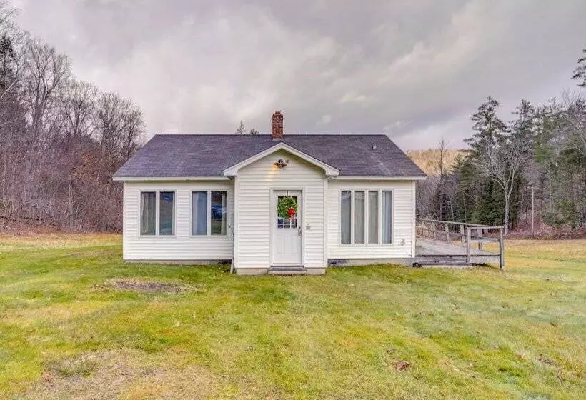 Hawley Home W/ Deck: 4 Mi To Berkshire East Resort