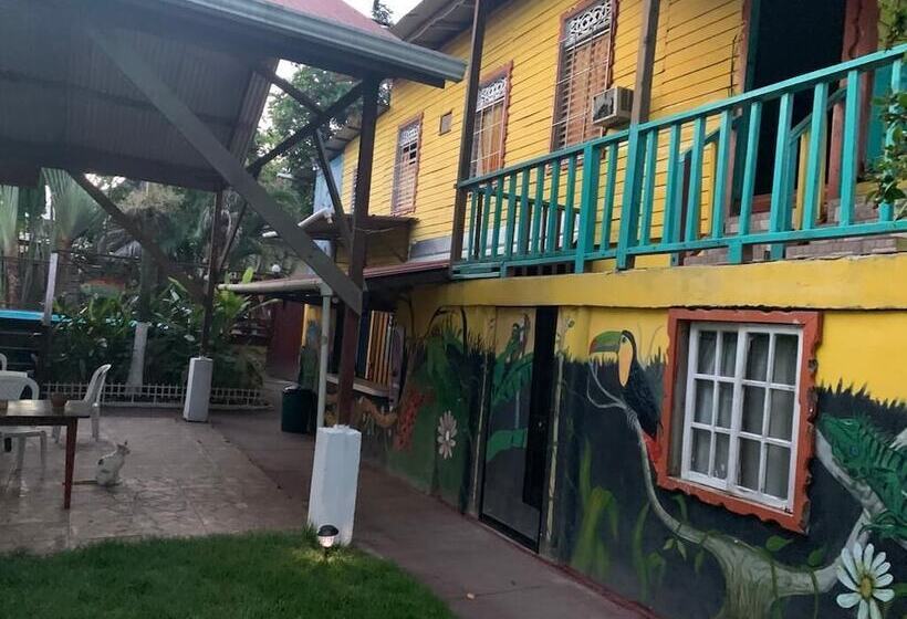 مسافرخانه Vampayá Panamá