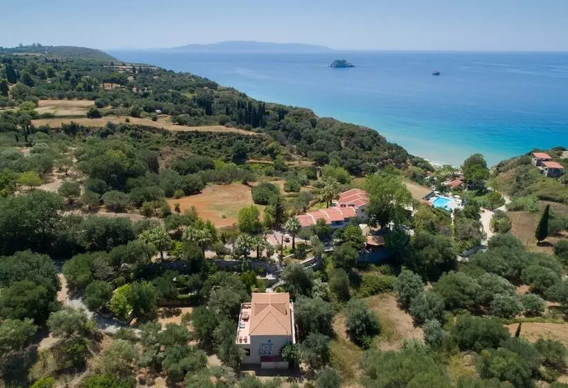 Hotelli Costa Avithos