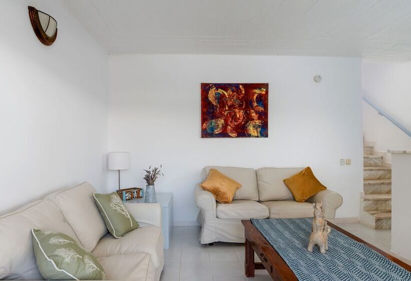 酒店 Costa Avithos