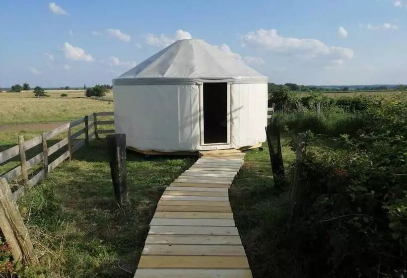 Maaseutuhotelli Ferme Du Caroire