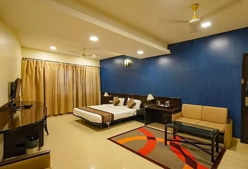 Fabhotel Sapphire