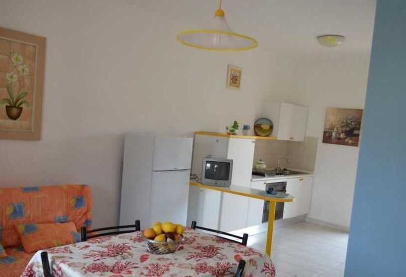 בית מלון כפרי Villaggio Le Palatine