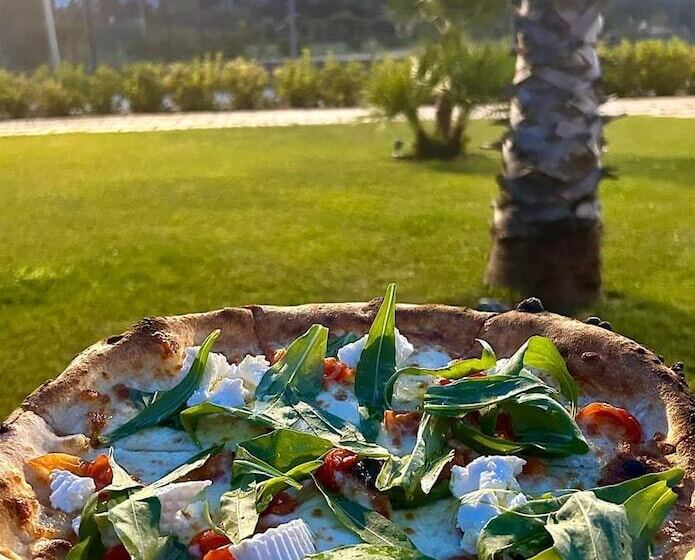 בית מלון כפרי Villaggio Le Palatine